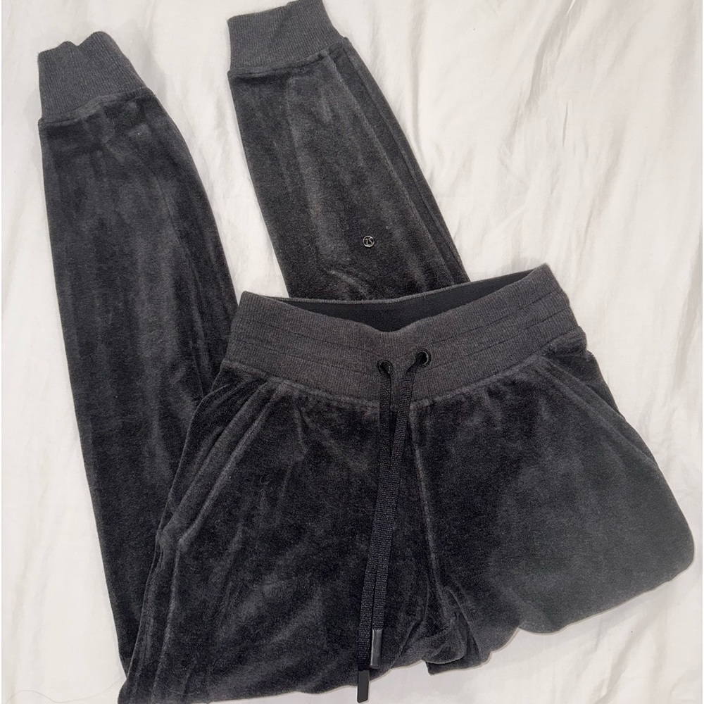 Lululemon Joggers